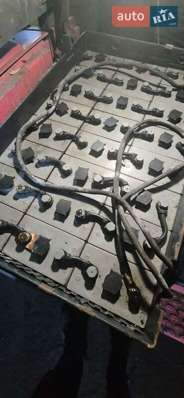 Вилочний навантажувач Nichiyu FB 2008 в Києві