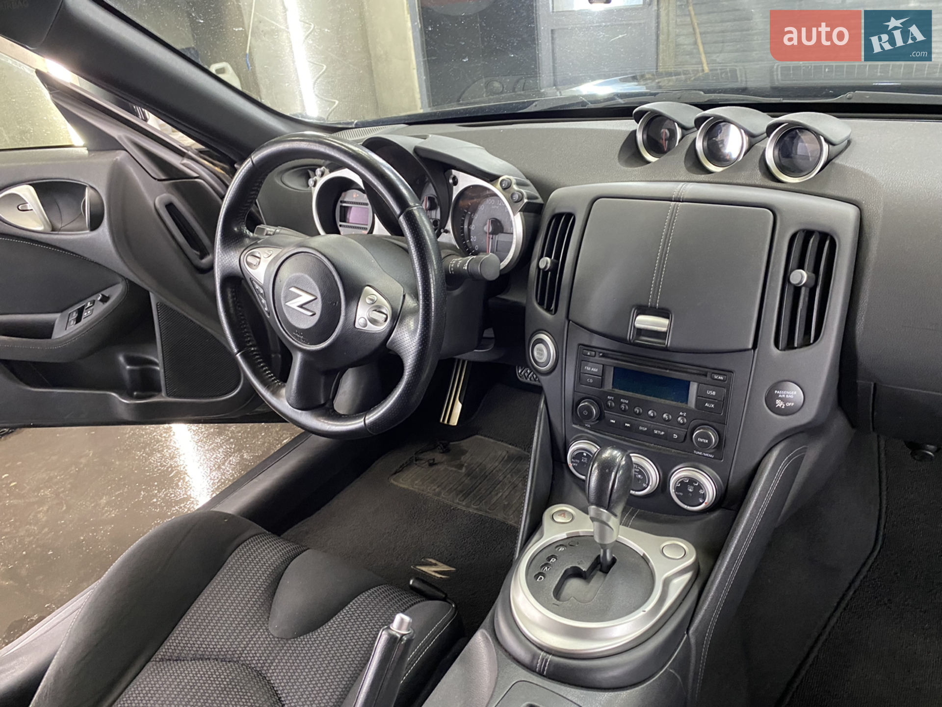 2015 Nissan 370Z - мініатюра 14