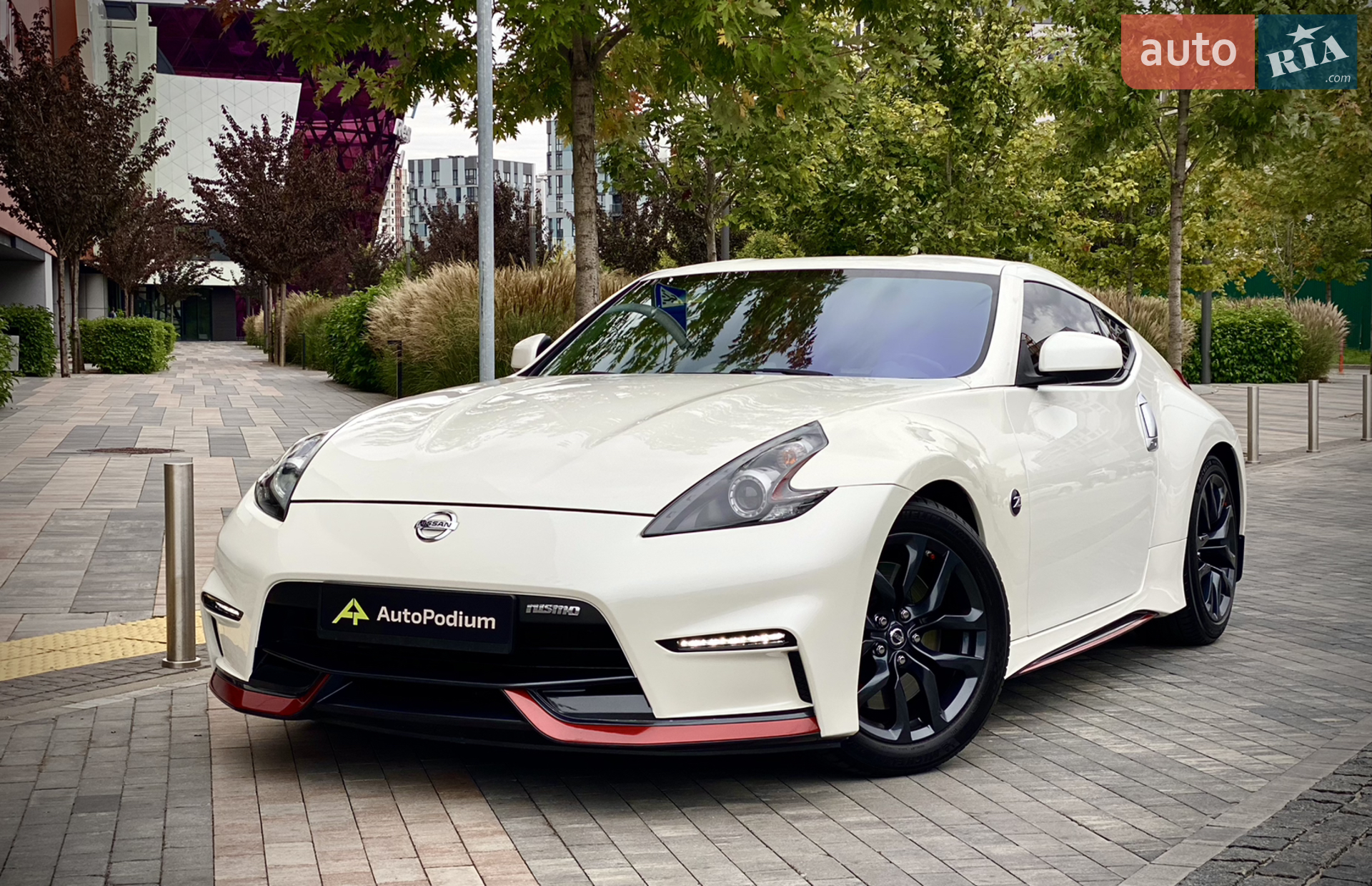 2015 Nissan 370Z - мініатюра 2