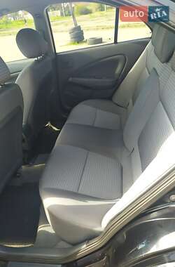 Седан Nissan Almera Classic 2007 в Днепре