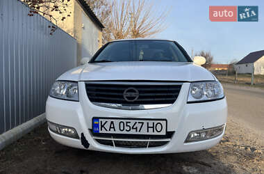 Седан Nissan Almera Classic 2012 в Києві