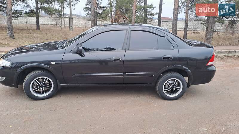 Седан Nissan Almera Classic 2012 в Житомире