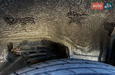 Седан Nissan Almera Classic 2010 в 