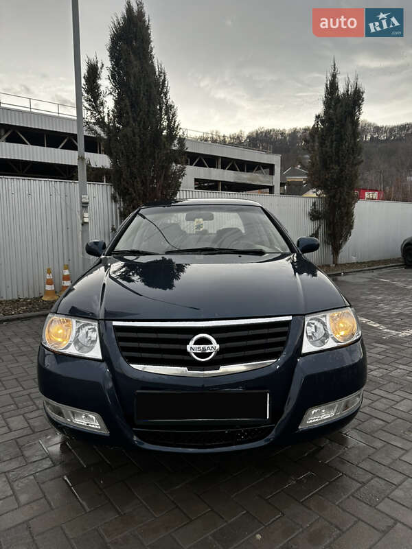 Седан Nissan Almera Classic 2008 в Черновцах