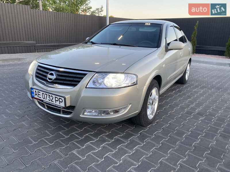 Седан Nissan Almera Classic 2006 в 