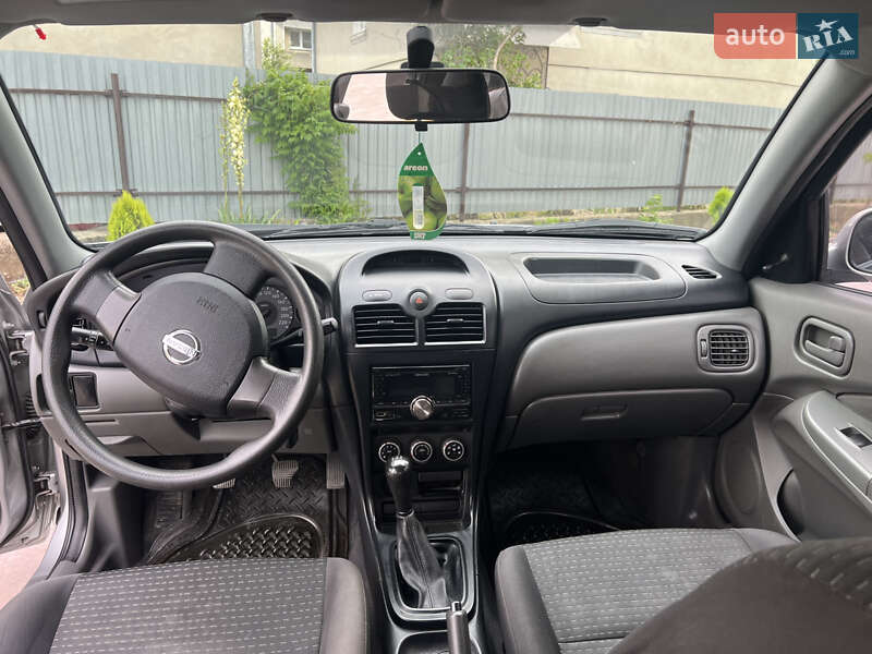 Седан Nissan Almera Classic 2008 в Куликові