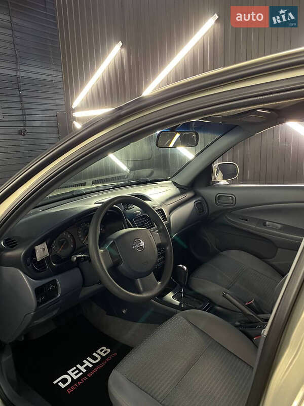 Седан Nissan Almera Classic 2006 в Киеве