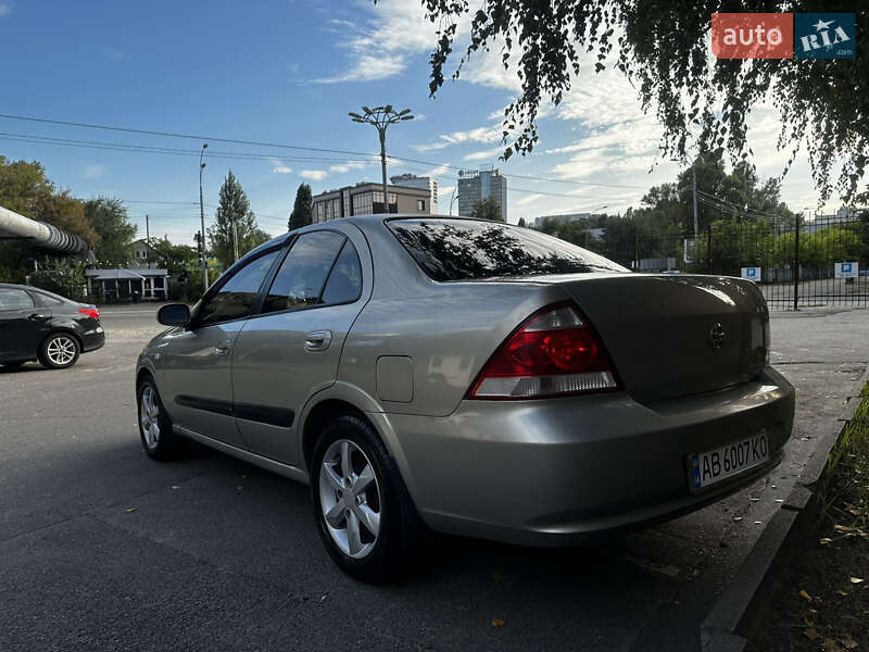 Седан Nissan Almera Classic 2006 в Киеве