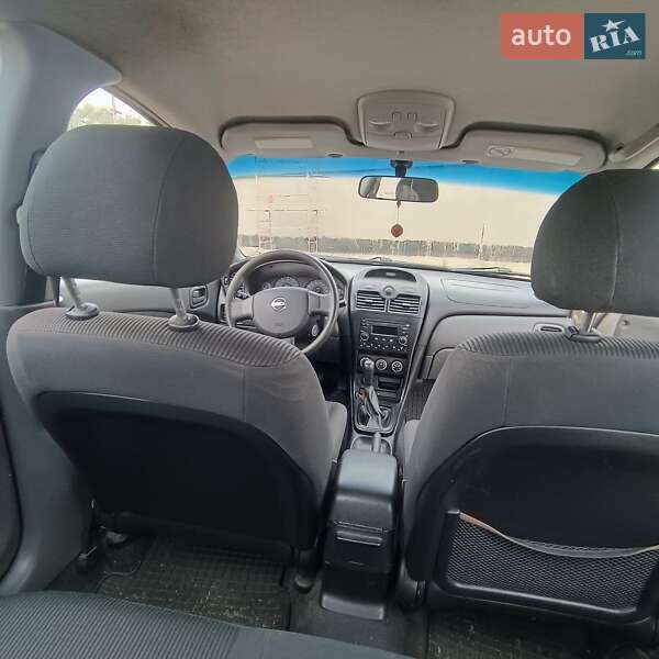 Седан Nissan Almera Classic 2008 в Івано-Франківську