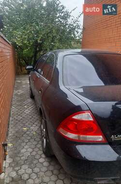 Седан Nissan Almera Classic 2010 в 