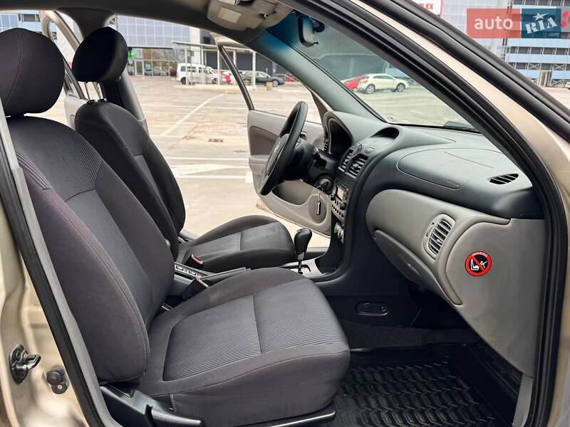 Седан Nissan Almera Classic 2011 в Киеве фото 21 Седан Nissan Almera Classic 2011 в Киеве