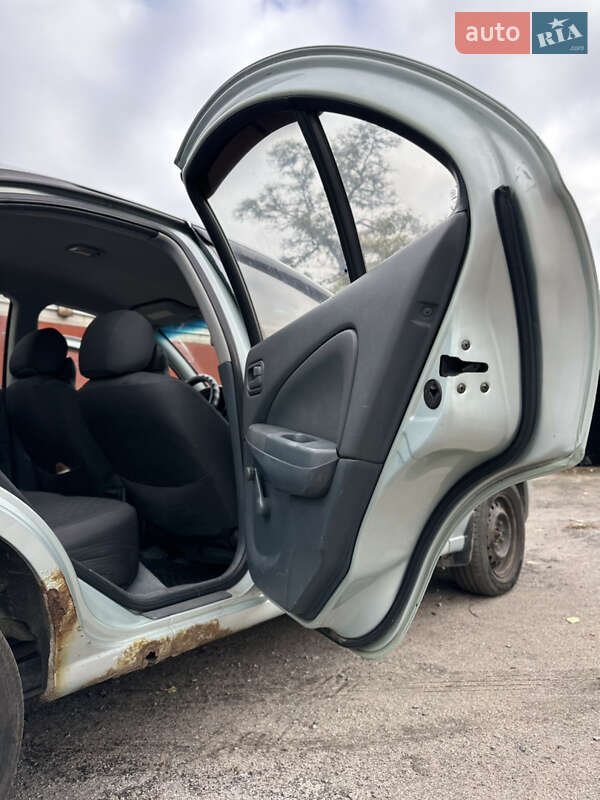 Седан Nissan Almera Classic 2006 в Кременчуге фото 14 Седан Nissan Almera Classic 2006 в Кременчуге