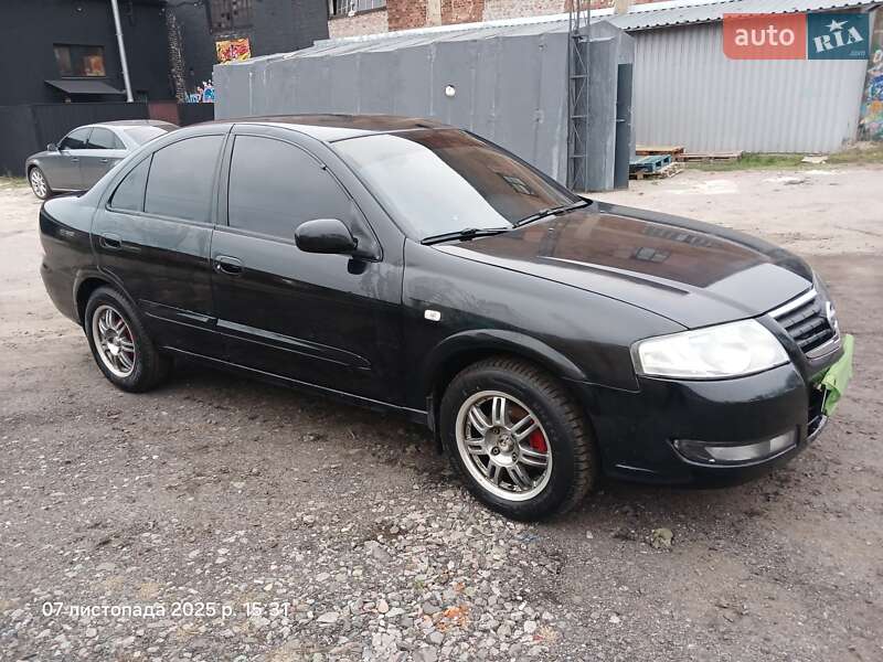 Седан Nissan Almera Classic 2007 в Ахтырке