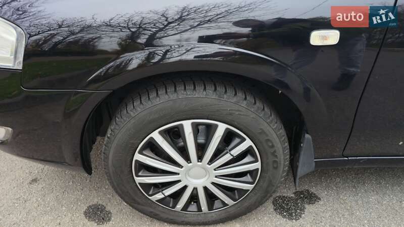 Седан Nissan Almera Classic 2008 в Кременчуці