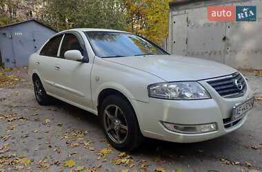 Седан Nissan Almera Classic 2012 в Днепре