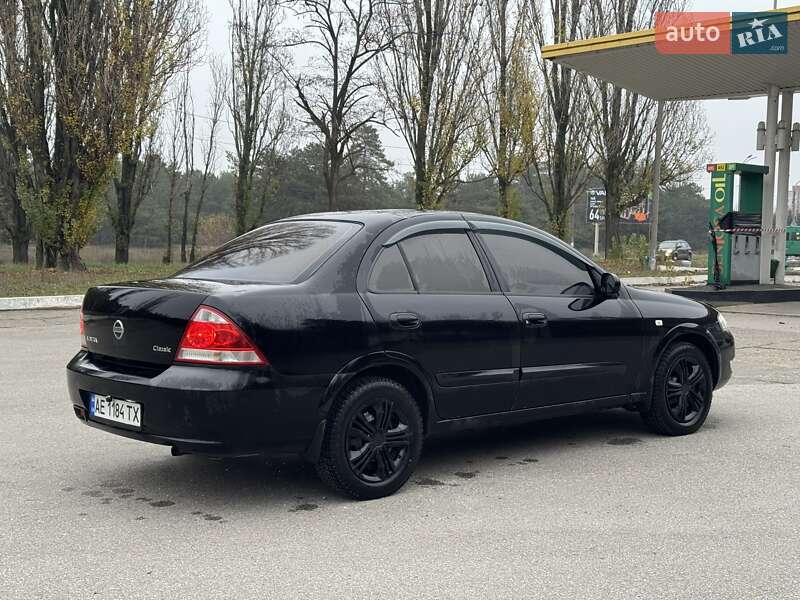 Седан Nissan Almera Classic 2006 в Днепре