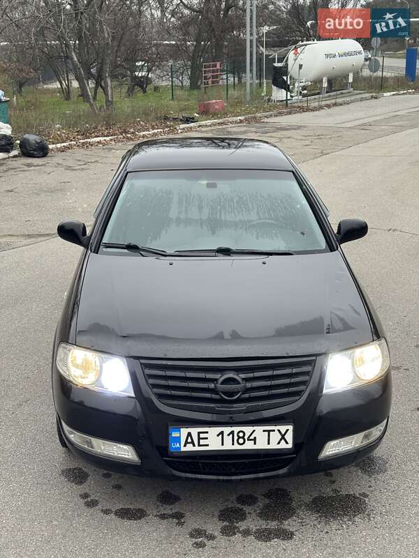 Седан Nissan Almera Classic 2006 в Днепре