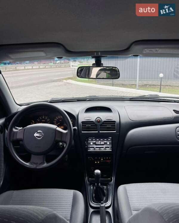 Седан Nissan Almera Classic 2006 в Днепре