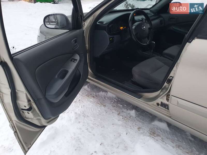 Седан Nissan Almera Classic 2007 в Кременчуге