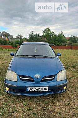 Универсал Nissan Almera Tino 2000 в Здолбунове