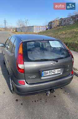 Мінівен Nissan Almera Tino 2004 в Одесі