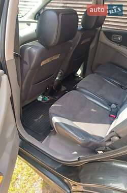 Минивэн Nissan Almera Tino 2002 в 