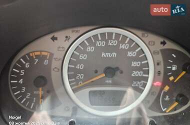 Мінівен Nissan Almera Tino 2001 в Івано-Франківську