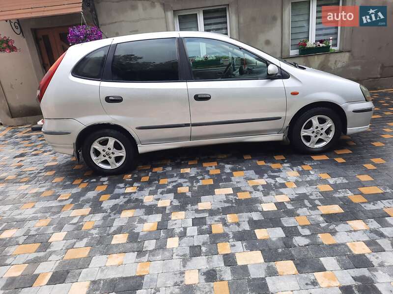 Минивэн Nissan Almera Tino 2000 в Залещиках фото 2 Минивэн Nissan Almera Tino 2000 в Залещиках