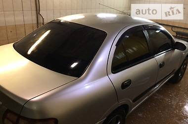 Седан Nissan Almera 2005 в Черкассах