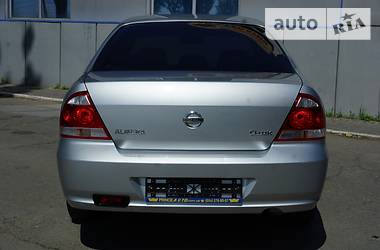 Седан Nissan Almera 2010 в Днепре