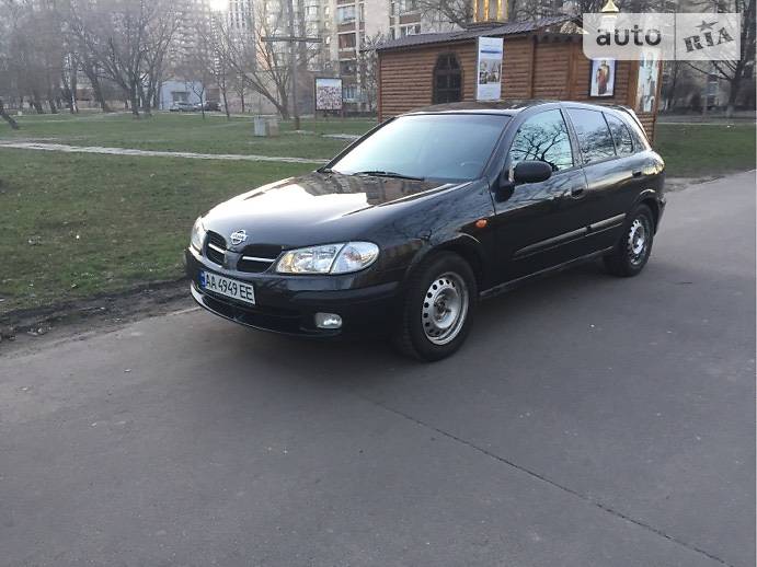 Хэтчбек Nissan Almera 2001 в Киеве