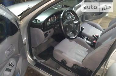 Седан Nissan Almera 2005 в 