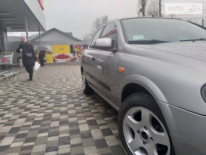 Седан Nissan Almera 2003 в Ірпені