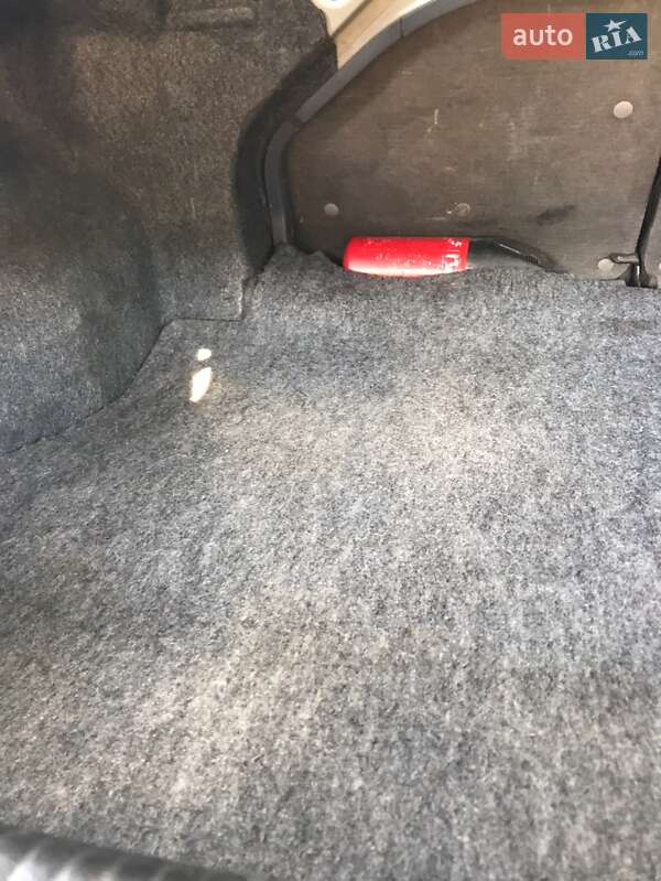 Седан Nissan Almera 2006 в Луцке фото 15 Седан Nissan Almera 2006 в Луцке