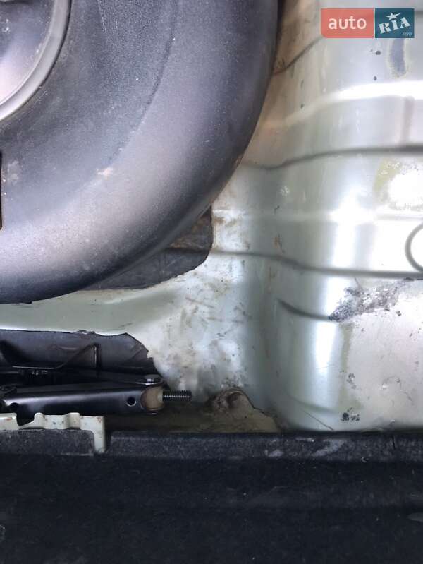 Седан Nissan Almera 2006 в Луцке фото 9 Седан Nissan Almera 2006 в Луцке