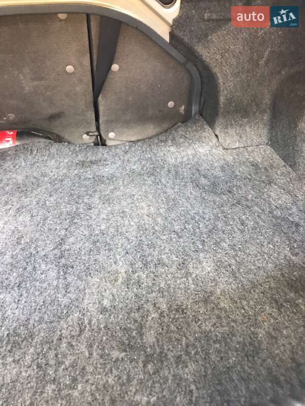 Седан Nissan Almera 2006 в Луцке фото 14 Седан Nissan Almera 2006 в Луцке