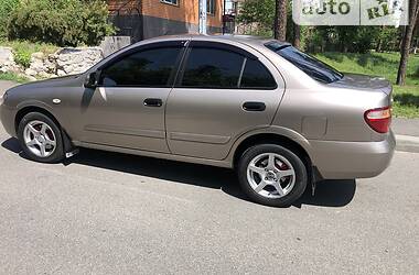 Седан Nissan Almera 2006 в Киеве