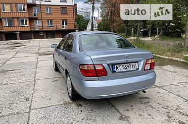 Седан Nissan Almera 2004 в Ивано-Франковске