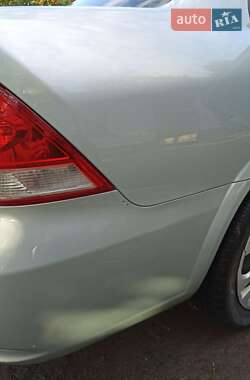 Седан Nissan Almera 2010 в Гайсине