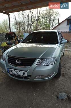 Седан Nissan Almera 2010 в Гайсине