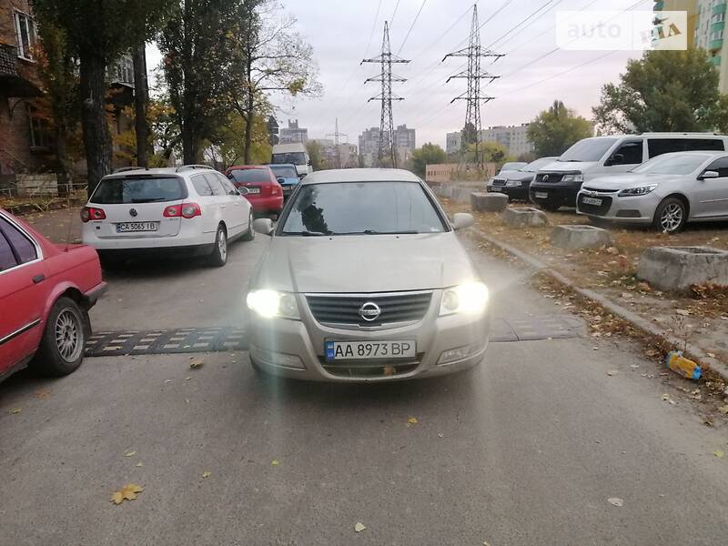 Седан Nissan Almera 2008 в Киеве