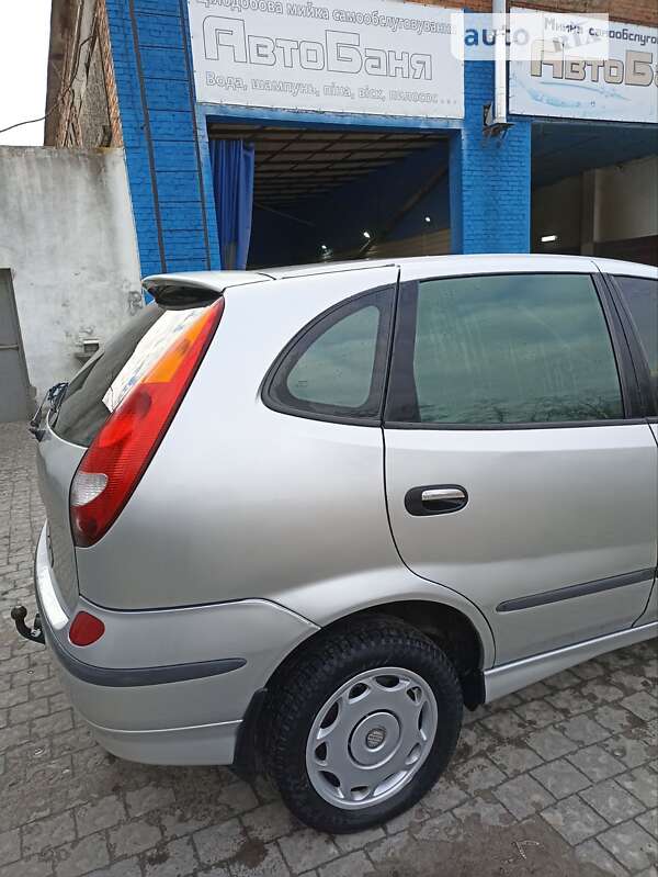 Хэтчбек Nissan Almera 2002 в Новом Роздоле фото 4 Хэтчбек Nissan Almera 2002 в Новом Роздоле