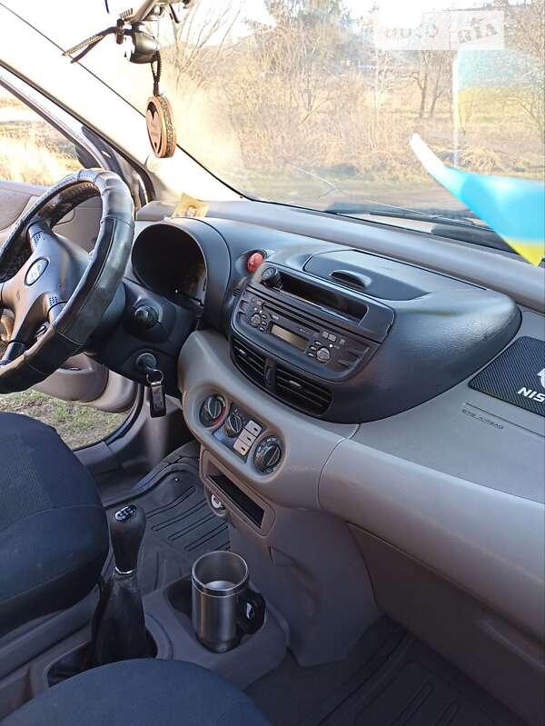 Хэтчбек Nissan Almera 2002 в Новом Роздоле фото 12 Хэтчбек Nissan Almera 2002 в Новом Роздоле