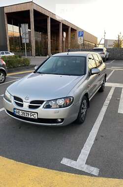 Хэтчбек Nissan Almera 2004 в Днепре