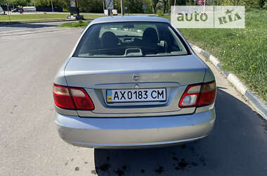 Седан Nissan Almera 2003 в Харькове