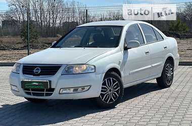 Седан Nissan Almera 2011 в Києві