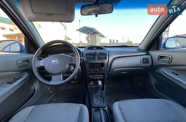 Седан Nissan Almera 2006 в Луцке