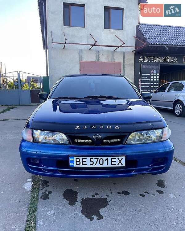 Седан Nissan Almera 1999 в Баштанці