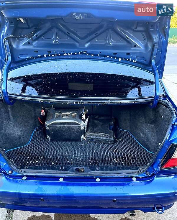 Седан Nissan Almera 1999 в Баштанці