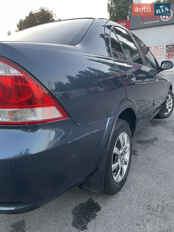Седан Nissan Almera 2008 в Олександрії
